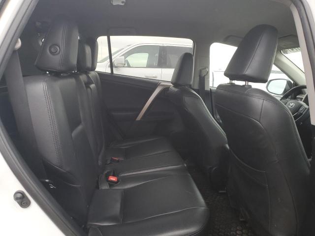 Photo 11 from auction – 2015 TOYOTA RAV4 LE with VIN 2T3BFREV5FW314893