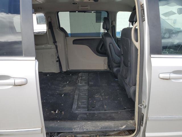 Фото 11 с аукциона – 2011 CHRYSLER TOWN & COU с VIN 2A4RR8DG2BR797244