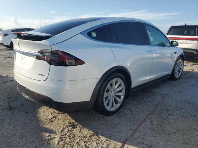 Photo 3 from auction – 2018 TESLA MODEL X with VIN 5YJXCDE25JF113209