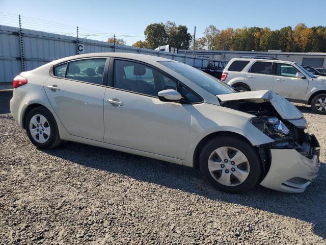 Photo 4 from auction – 2015 KIA FORTE LX with VIN KNAFK4A67F5308614