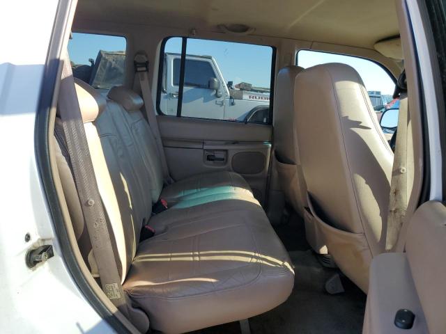 Photo 11 from auction – 2000 MERCURY MOUNTAINEE with VIN 4M2ZU66P8YUJ40296