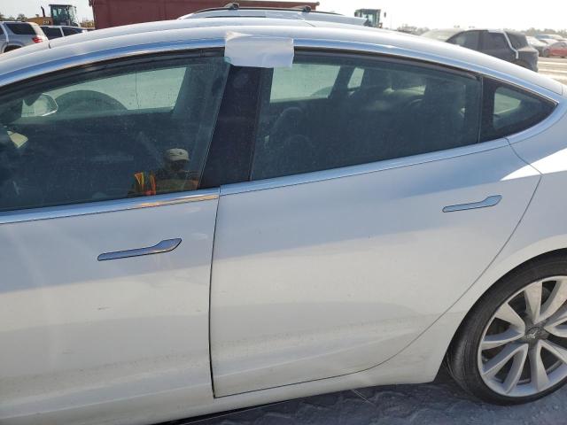 Photo 12 from auction – 2020 TESLA MODEL 3 with VIN 5YJ3E1EB4LF667321