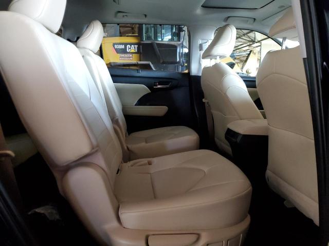 Photo 11 from auction – 2023 TOYOTA HIGHLANDER with VIN 5TDKDRAH6PS002106