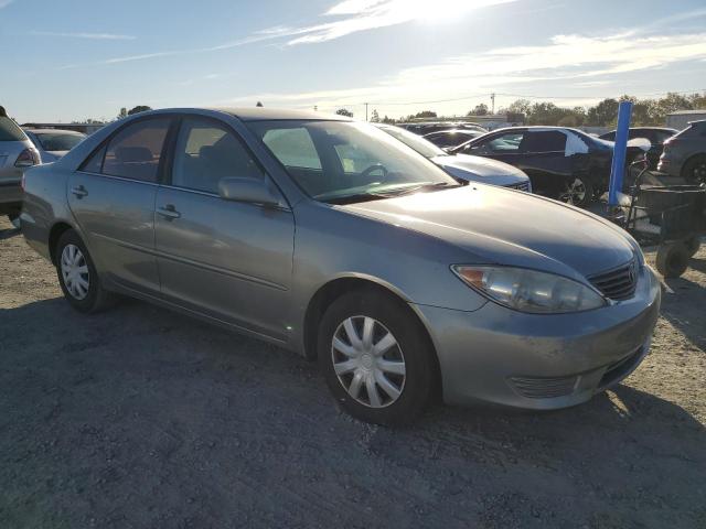 Photo 4 from auction – 2005 TOYOTA CAMRY LE with VIN 4T1BE32K35U614675