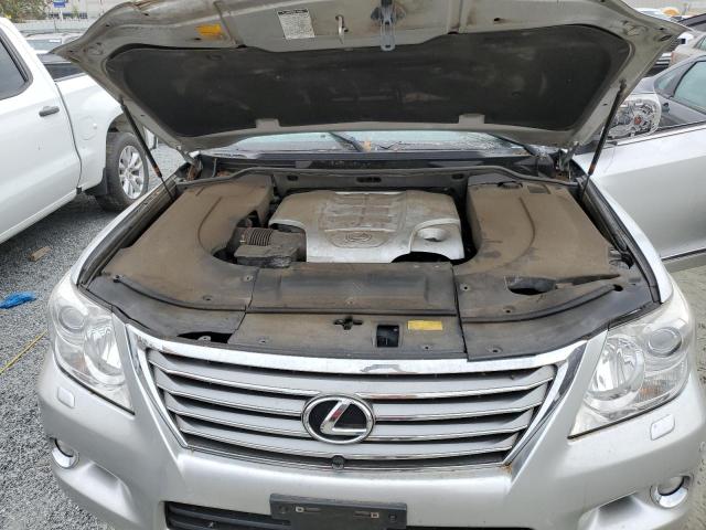 Photo 12 from auction – 2011 LEXUS LX 570 with VIN JTJHY7AX3B4082816