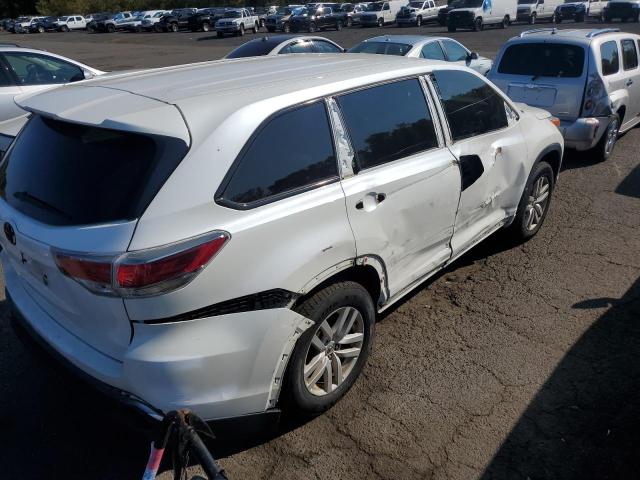Photo 3 from auction – 2015 TOYOTA HIGHLANDER with VIN 5TDBKRFH6FS118841
