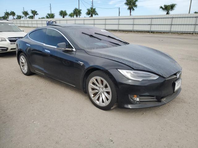Photo 4 from auction – 2017 TESLA MODEL S with VIN 5YJSA1E27HF181570