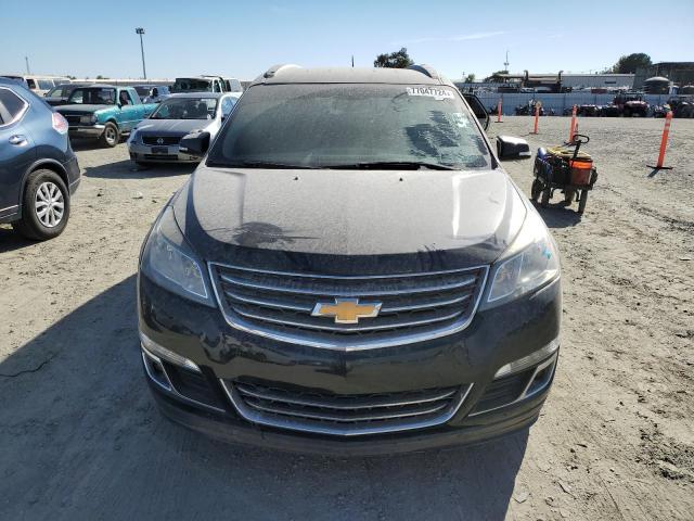 Photo 5 from auction – 2017 CHEVROLET TRAVERSE L with VIN 1GNKRHKD6HJ193524