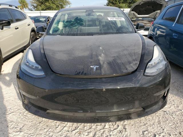 Photo 5 from auction – 2018 TESLA MODEL 3 with VIN 5YJ3E1EA5JF052992