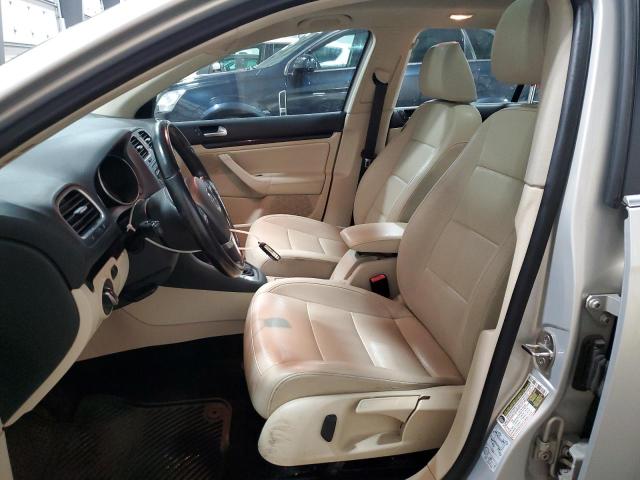 Photo 7 from auction – 2011 VOLKSWAGEN JETTA S with VIN 3VWPZ7AJ3BM612775