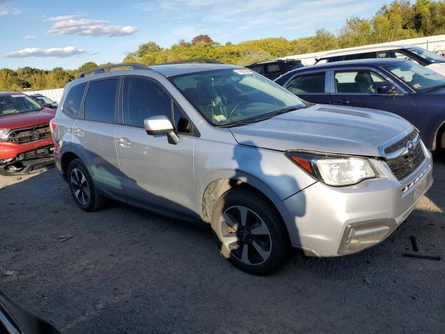 Photo 4 from auction – 2018 SUBARU FORESTER 2 with VIN JF2SJAEC5JH577450