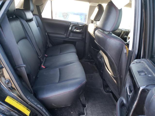Photo 11 from auction – 2018 TOYOTA 4RUNNER SR with VIN JTEBU5JR4J5500833