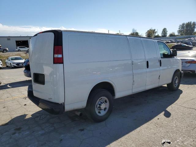 Photo 3 from auction – 2017 CHEVROLET EXPRESS G2 with VIN 1GCWGBFG7H1135696