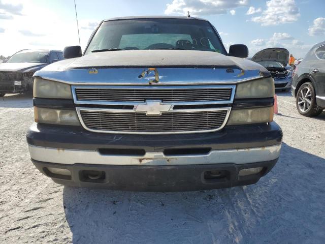 Photo 5 from auction – 2006 CHEVROLET SILVERADO with VIN 1GCEK19B36Z184512