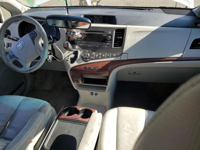 Photo 8 from auction – 2014 TOYOTA SIENNA XLE with VIN 5TDYK3DC6ES477135