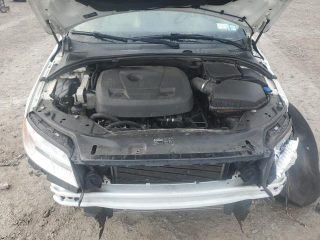 Photo 11 from auction – 2015 VOLVO S80 PLATIN with VIN YV140MAD5F1183581