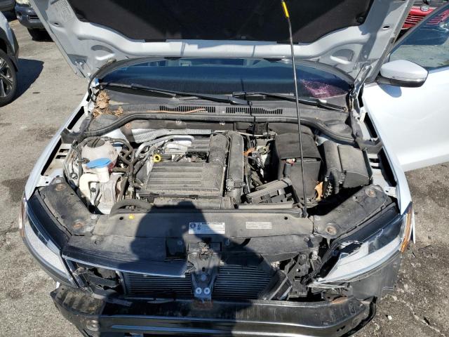Photo 11 from auction – 2017 VOLKSWAGEN JETTA SE with VIN 3VWDB7AJ6HM373982