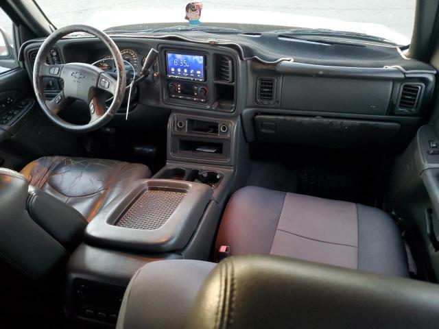 Photo 8 from auction – 2004 CHEVROLET AVALANCHE with VIN 3GNEK12T74G287441