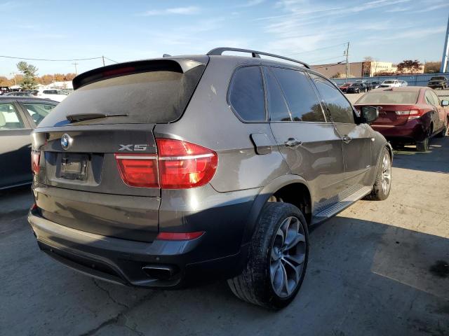 Photo 3 from auction – 2012 BMW X5 XDRIVE5 with VIN 5UXZV8C53CL422621