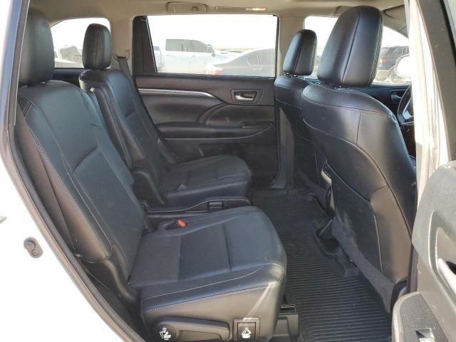 Photo 11 from auction – 2018 TOYOTA HIGHLANDER with VIN 5TDYZRFH5JS286131
