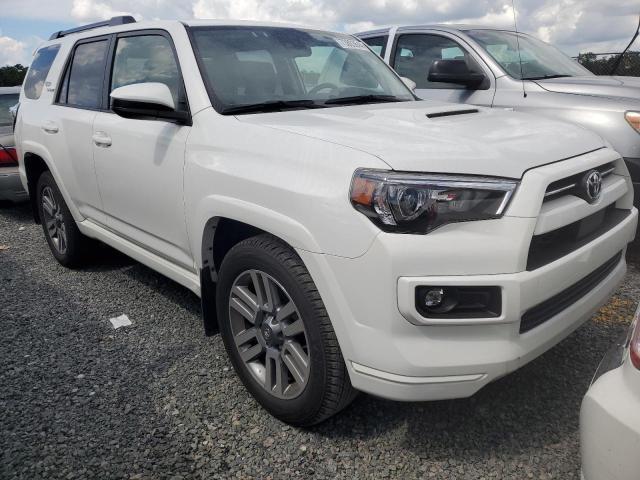 Photo 4 from auction – 2023 TOYOTA 4RUNNER TR with VIN JTEAU5JR7P5292256