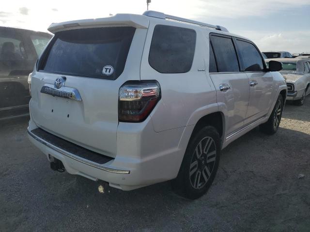 Photo 3 from auction – 2015 TOYOTA 4RUNNER SR with VIN JTEZU5JR0F5099884