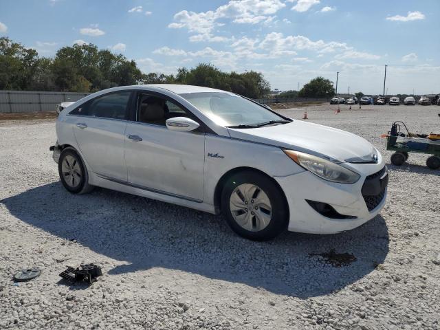 Photo 4 from auction – 2015 HYUNDAI SONATA HYB with VIN KMHEC4A44FA128620