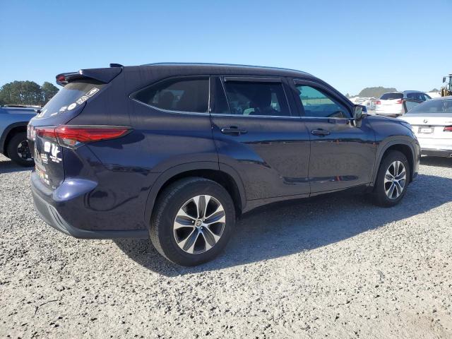 Photo 3 from auction – 2021 TOYOTA HIGHLANDER with VIN 5TDGZRAH3MS054070