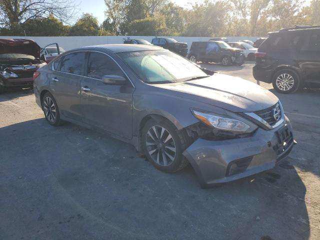Photo 4 from auction – 2017 NISSAN ALTIMA 2.5 with VIN 1N4AL3AP8HC146039