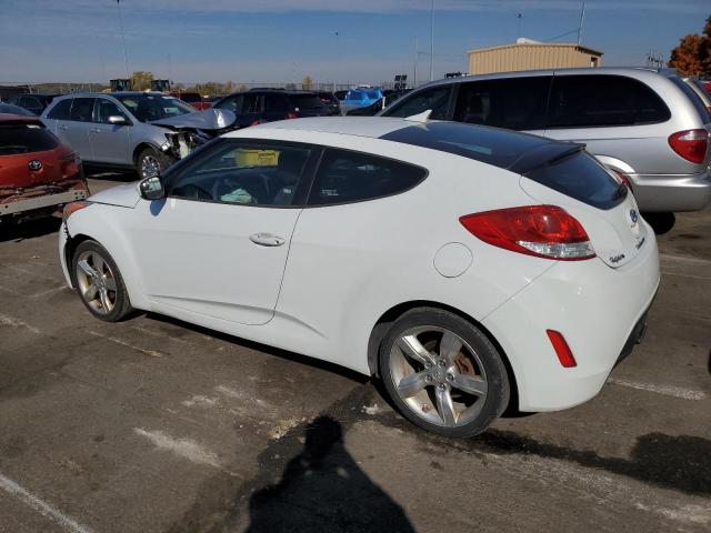 Photo 2 from auction – 2015 HYUNDAI VELOSTER with VIN KMHTC6ADXFU238847