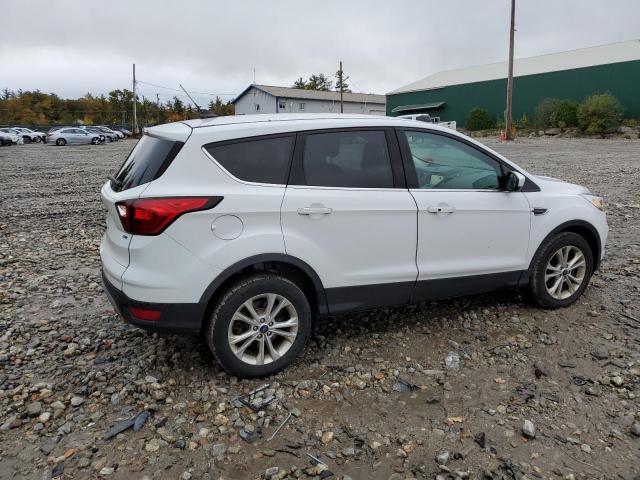 Photo 3 from auction – 2019 FORD ESCAPE SE with VIN 1FMCU9GD2KUB18136