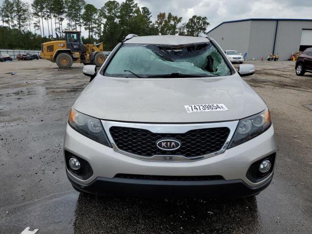 Photo 5 from auction – 2013 KIA SORENTO LX with VIN 5XYKT3A64DG415276