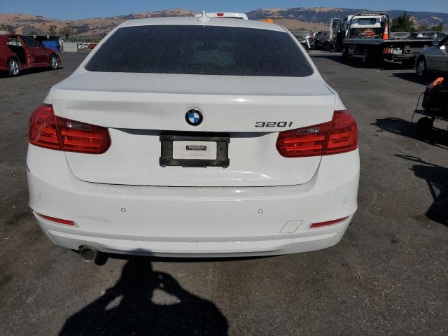 Снимка 6 от търг – 2015 BMW 320 I с VIN WBA3B1C58FK138397