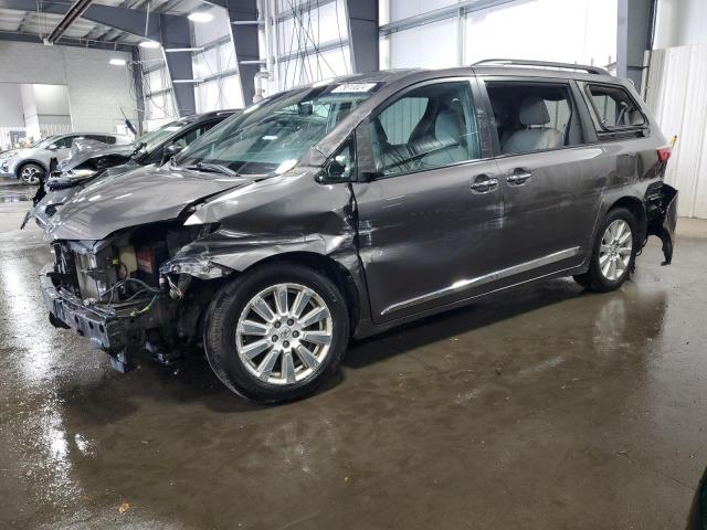 TOYOTA SIENNA XLE 2017 with VIN 5TDDZ3DC4HS170805 - Photo from auction