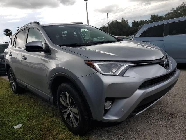 Photo 4 from auction – 2017 TOYOTA RAV4 XLE with VIN 2T3WFREV6HW383600
