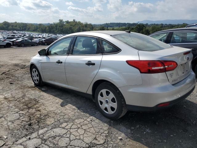 Photo 2 from auction – 2017 FORD FOCUS S with VIN 1FADP3E20HL256888