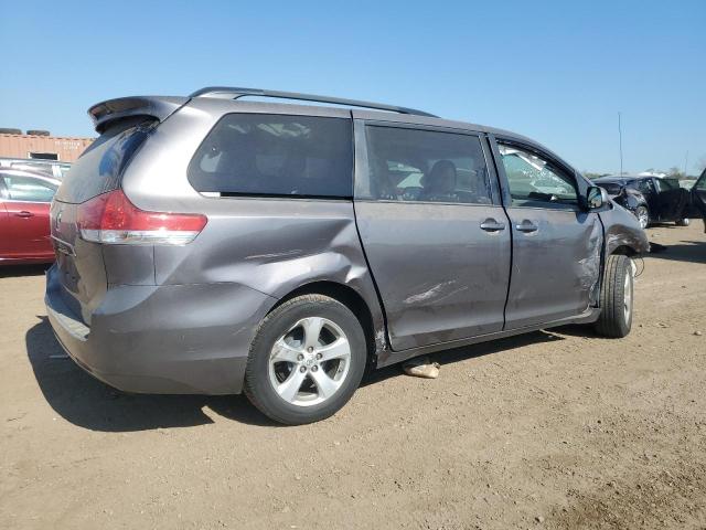 Photo 3 from auction – 2014 TOYOTA SIENNA LE with VIN 5TDKK3DCXES517867