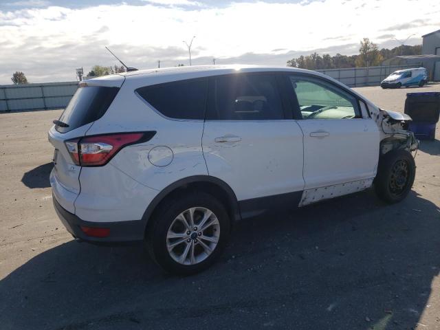Photo 3 from auction – 2017 FORD ESCAPE SE with VIN 1FMCU0GD4HUD34221