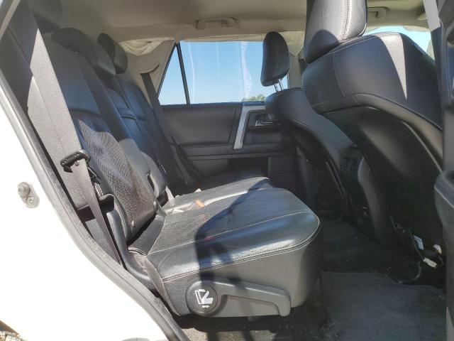 Photo 11 from auction – 2014 TOYOTA 4RUNNER SR with VIN JTEBU5JR8E5173021