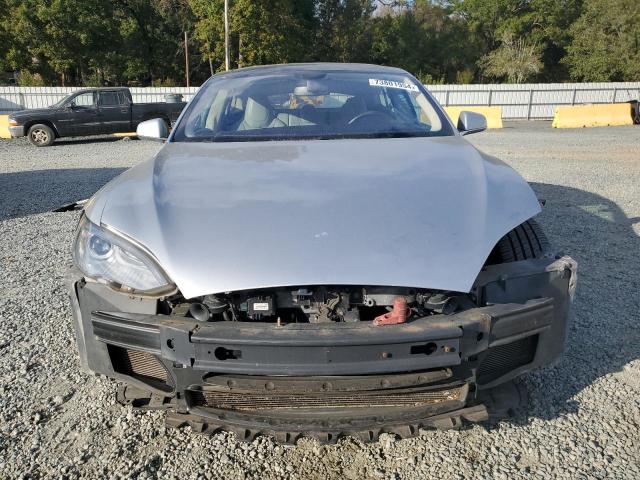 Photo 5 from auction – 2013 TESLA MODEL S with VIN 5YJSA1DN7DFP18038