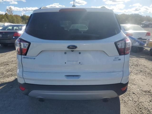 Photo 6 from auction – 2018 FORD ESCAPE SE with VIN 1FMCU9GD6JUC61833