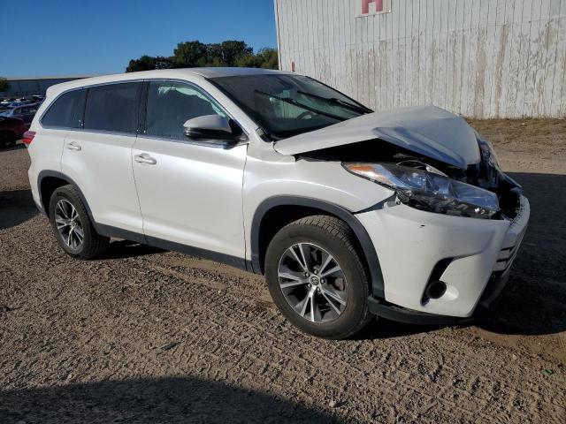 Photo 4 from auction – 2019 TOYOTA HIGHLANDER with VIN 5TDZARFH5KS043979