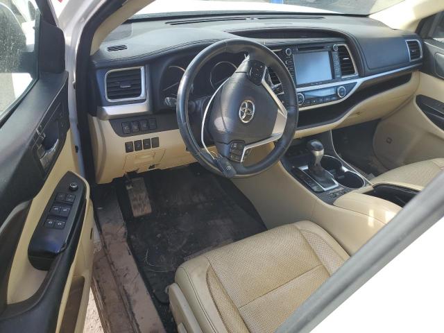 Photo 8 from auction – 2016 TOYOTA HIGHLANDER with VIN 5TDDKRFH5GS313551