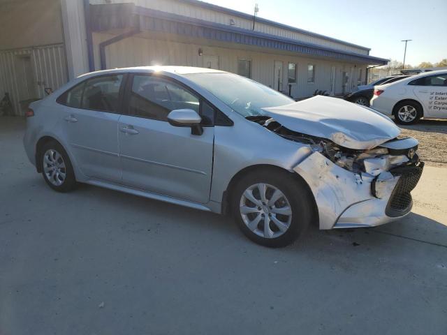 Photo 4 from auction – 2022 TOYOTA COROLLA LE with VIN 5YFEPMAE5NP365712