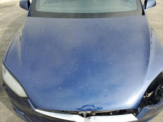 Photo 11 from auction – 2018 TESLA MODEL X with VIN 5YJXCDE23JF112382