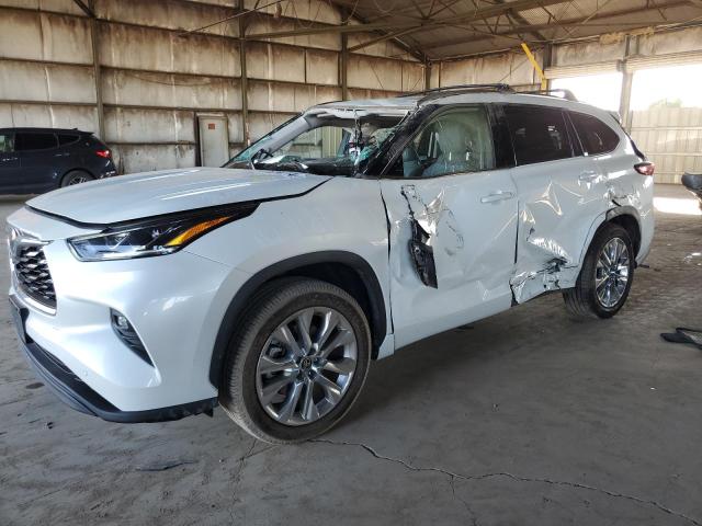 TOYOTA HIGHLANDER 2022 with VIN 5TDYZRAHXNS116327 - Photo from auction