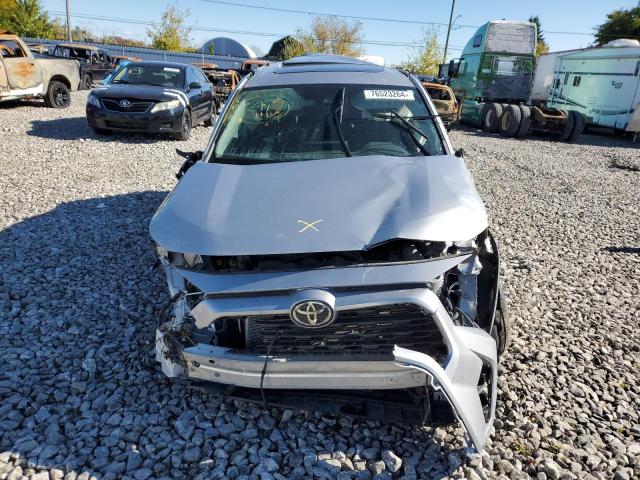 Photo 5 from auction – 2020 TOYOTA RAV4 XLE with VIN 2T3R1RFV5LC063608