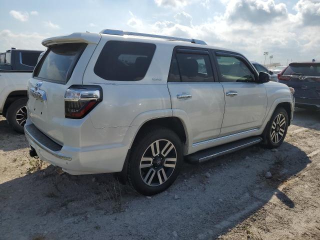 Photo 3 from auction – 2015 TOYOTA 4RUNNER SR with VIN JTEBU5JR9F5258208
