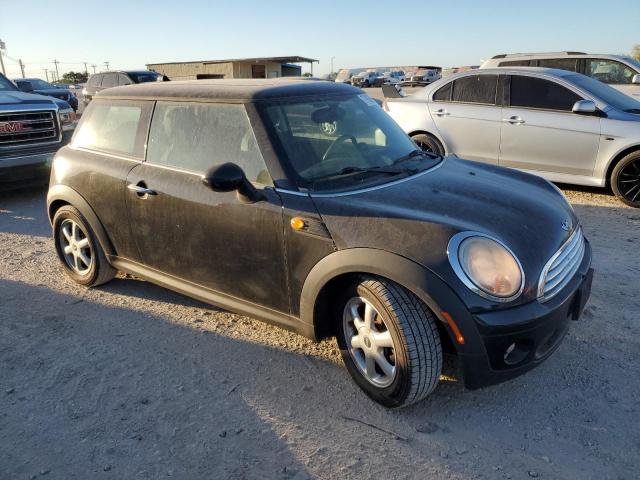 Photo 4 from auction – 2009 MINI COOPER with VIN WMWMF33539TU73764