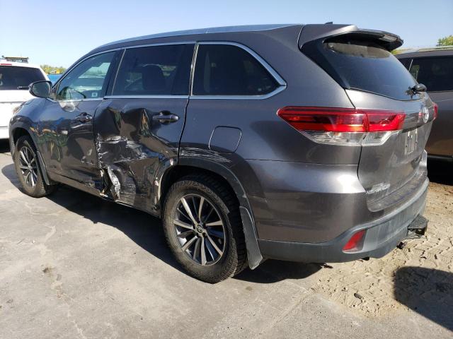 Photo 2 from auction – 2018 TOYOTA HIGHLANDER with VIN 5TDJZRFH6JS525641